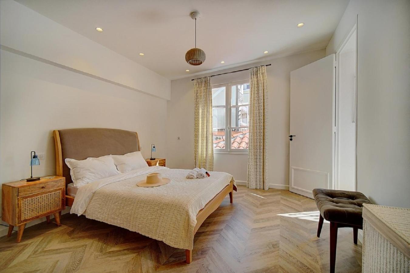 Magnifique 3 Pieces Renove Cannes Centre 'Banane' Avec Veranda ! A2B88 Eksteriør billede
